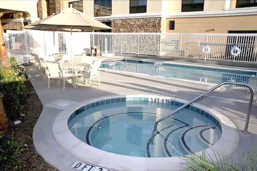 Hampton Inn & Suites Chino Hills Facilities photo
