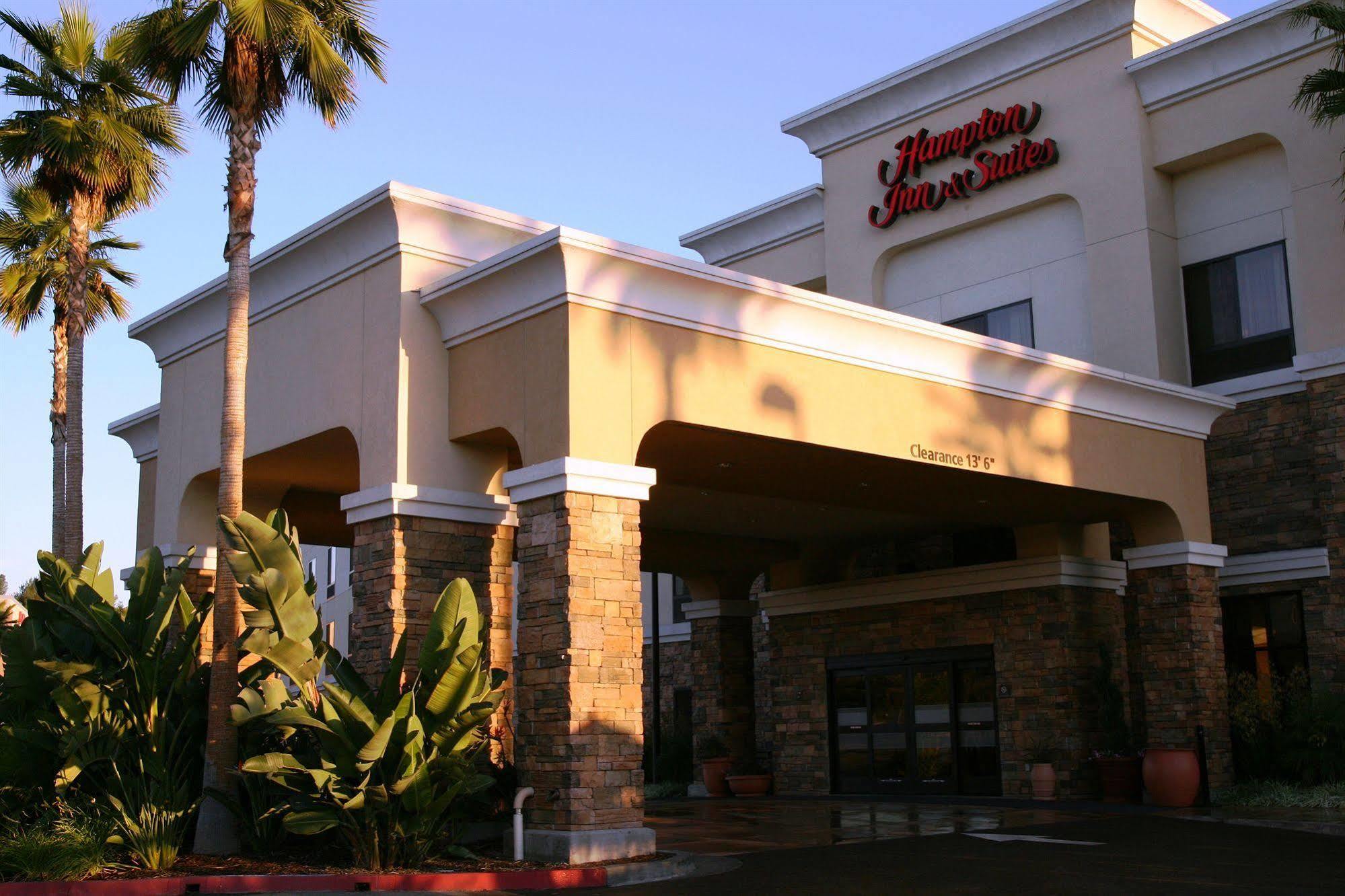 Hampton Inn & Suites Chino Hills Exterior photo